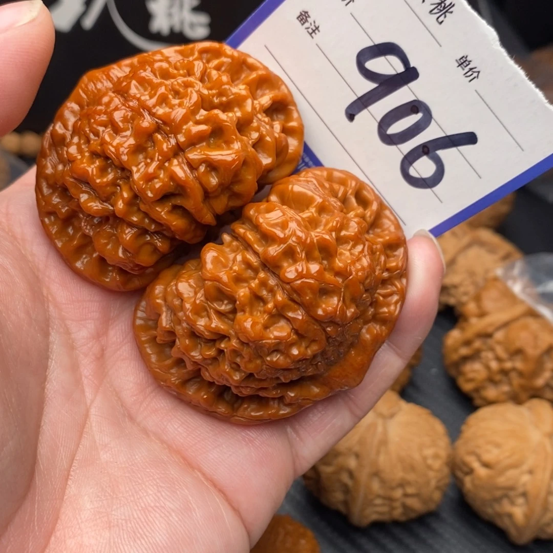 把件桃核大官帽52my