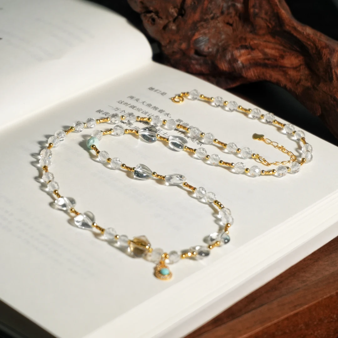 A1468 水晶银S925镶嵌 白水爱心随形金色项链