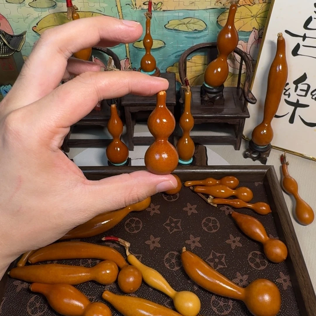 …***…葫芦娃救爷爷 ……的葫芦