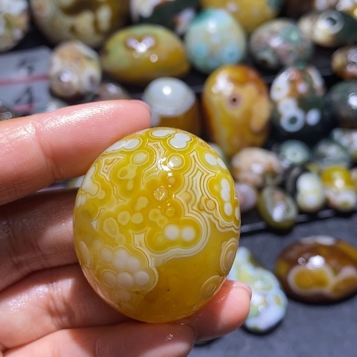 玛瑙/玉髓未镶嵌珠宝半成品78