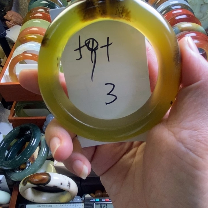 J***玉蛇纹石玉未镶嵌手镯