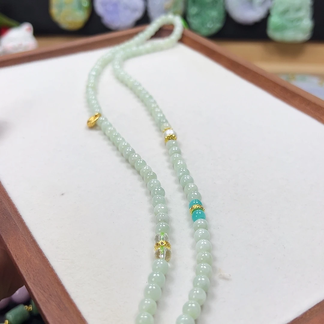 翡翠未镶嵌颈饰项链