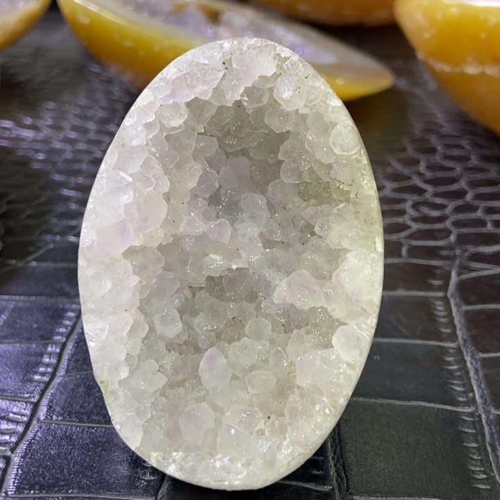 水晶恐龙蛋未镶嵌