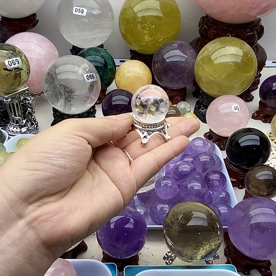 天然水晶未镶嵌未镶嵌水晶7