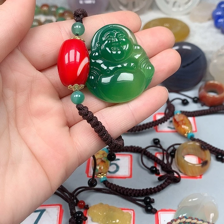 玛瑙/玉髓颈饰未镶嵌两**情