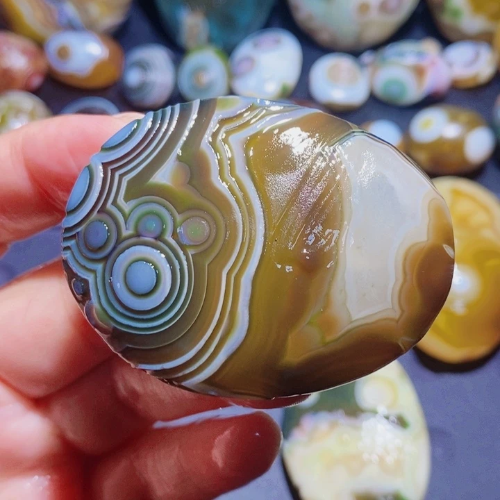 未镶嵌玛瑙/玉髓珠宝半成品117