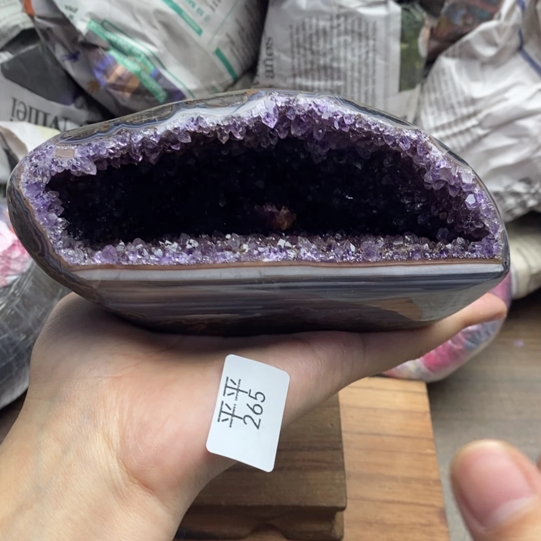 紫晶未镶嵌大型摆件（非配饰）