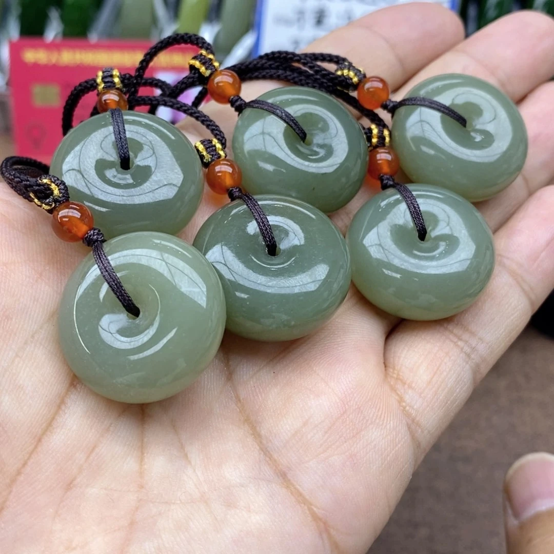 和田玉未镶嵌吊坠(不含链)