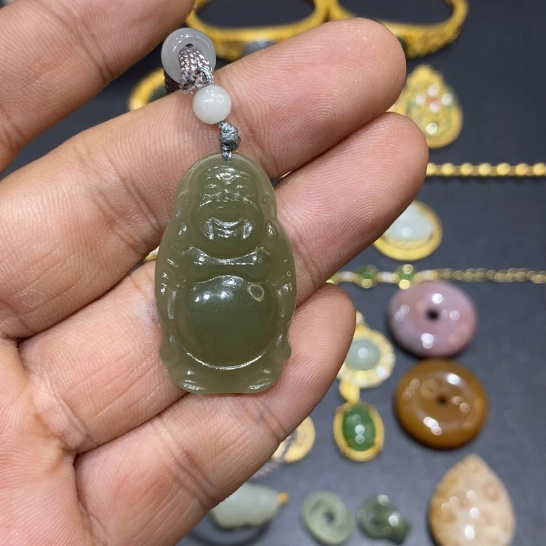 和田玉颈饰未镶嵌?****?