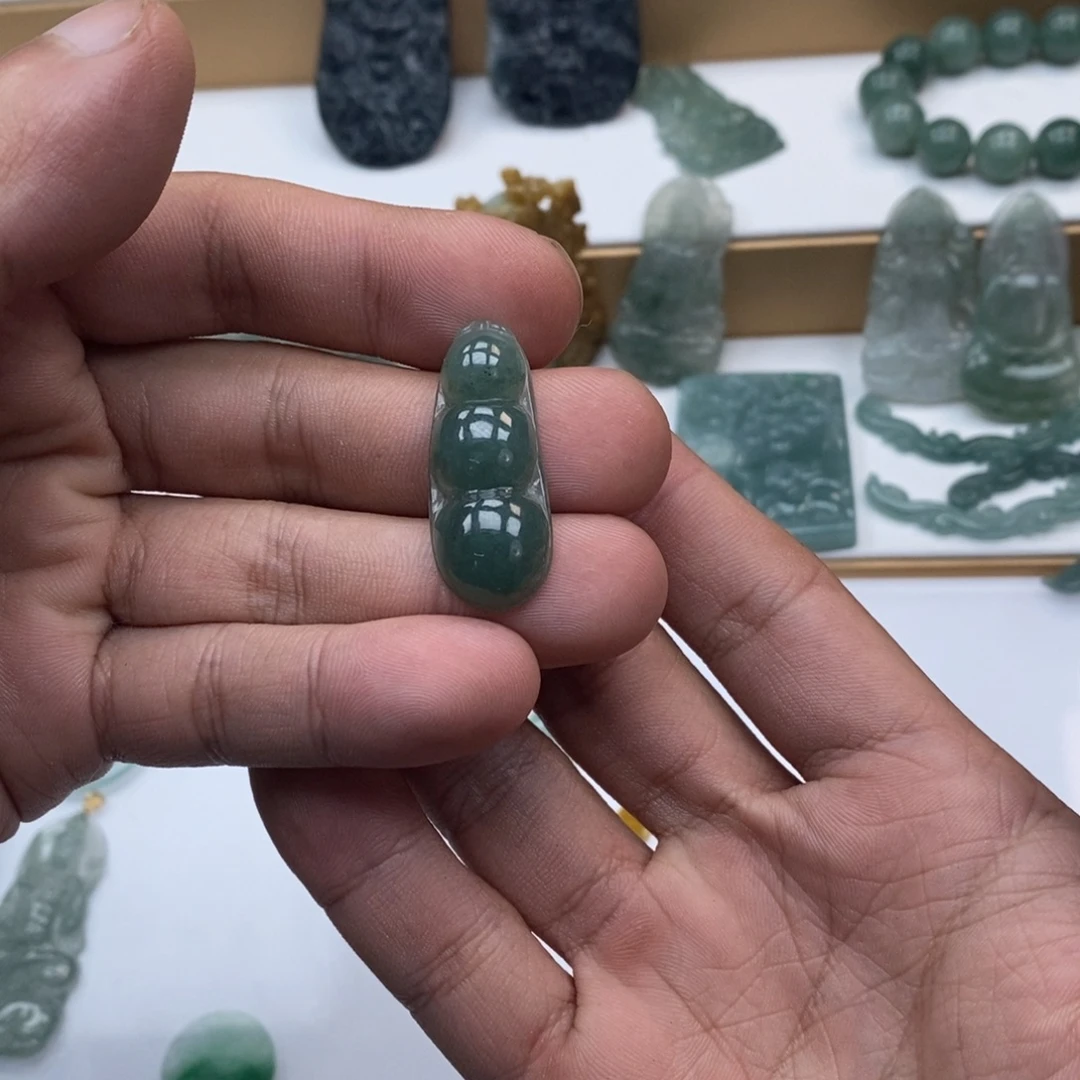 翡翠未镶嵌手链天然a货翡翠04