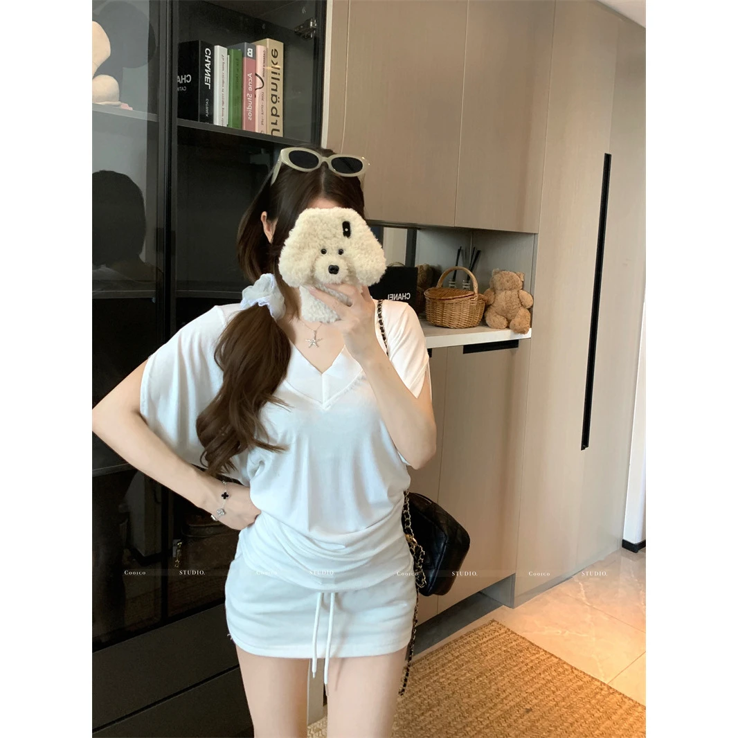 慵懒风白色领蝙蝠袖恤女夏季设计感小众收腰宽松气质高级感上衣