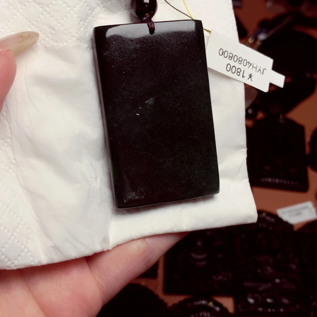 天然缅甸a货挂件钢琴黑