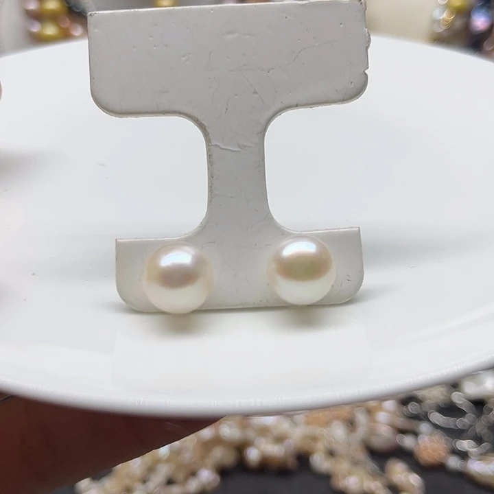 颈饰未镶嵌淡水珍珠