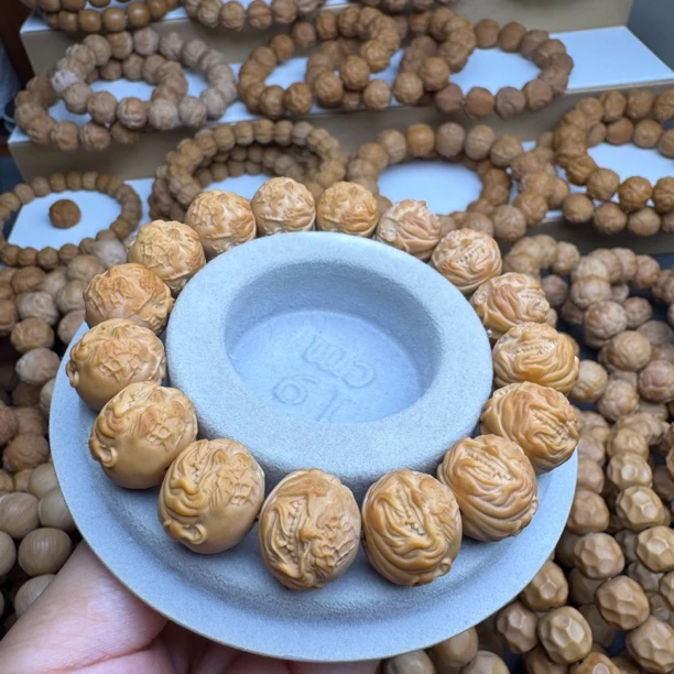 毒液恶僧猴头雕刻手串微瑕款