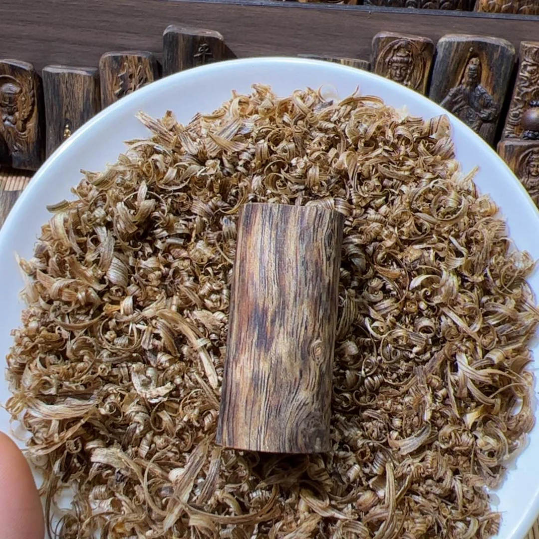 沉香碎屑沉香紫棋素牌10克