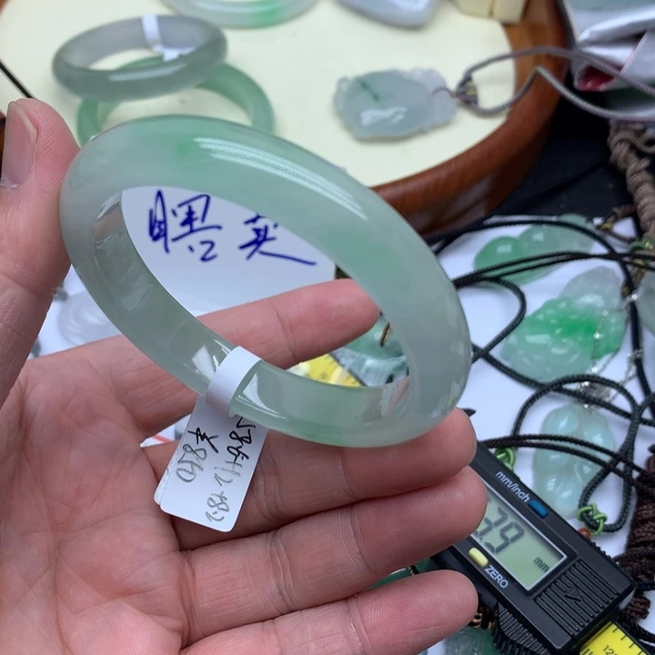 丽***人一物一图，手镯58.6圈口