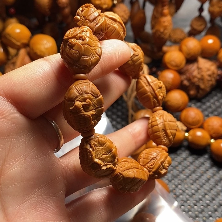 吊坠橄榄核富甲天下