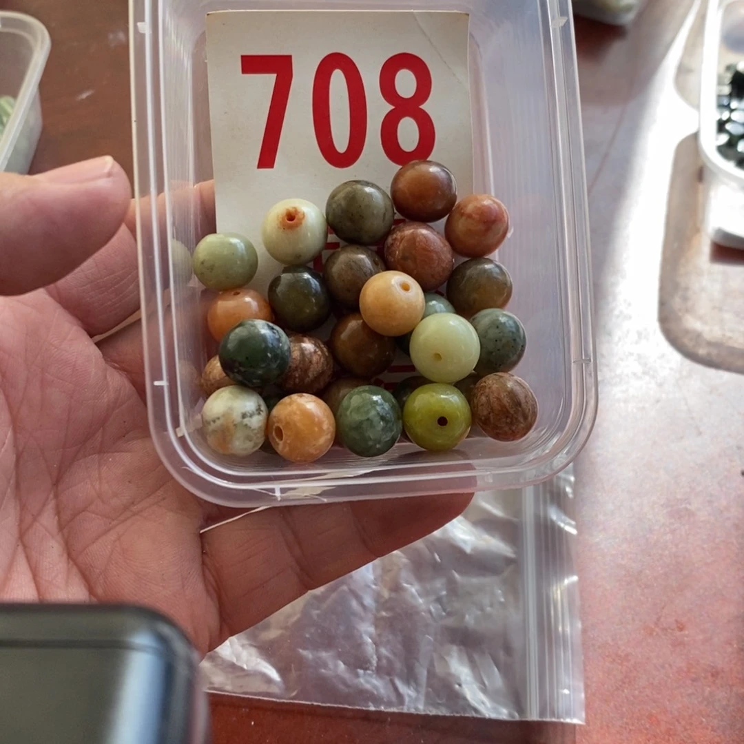 蛇纹石玉未镶嵌挂坠