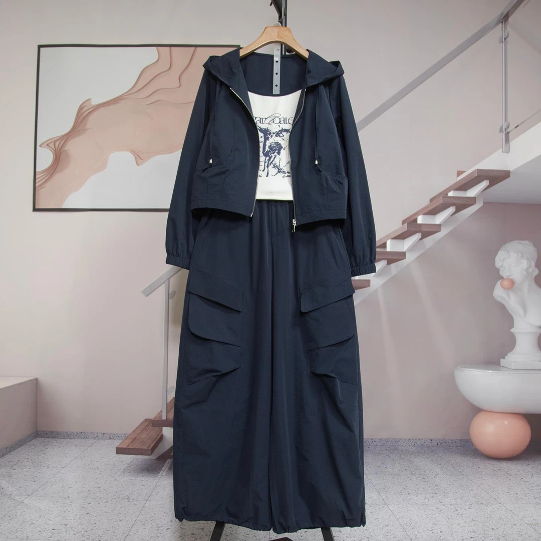 2025春秋新款韩版时尚气质简约连帽外套配吊带+高腰阔腿裤三件套