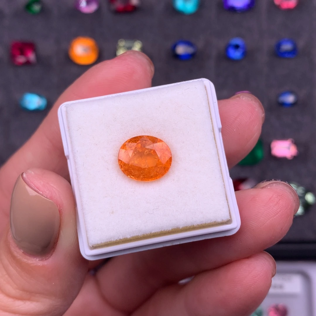 石榴石（芬达石）珠宝半成品未镶嵌3.42ct特价芬达石