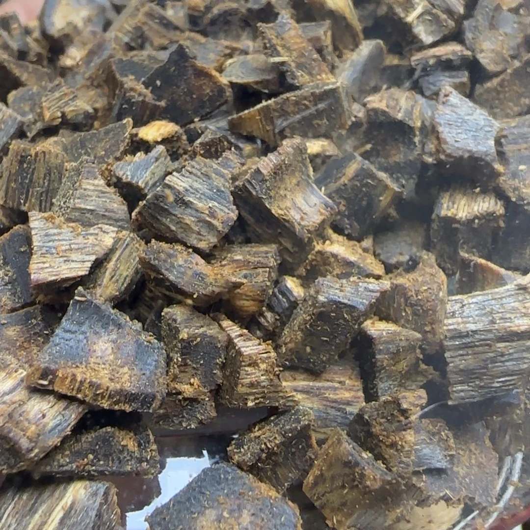 沉香碎屑沉香高油米粒10克