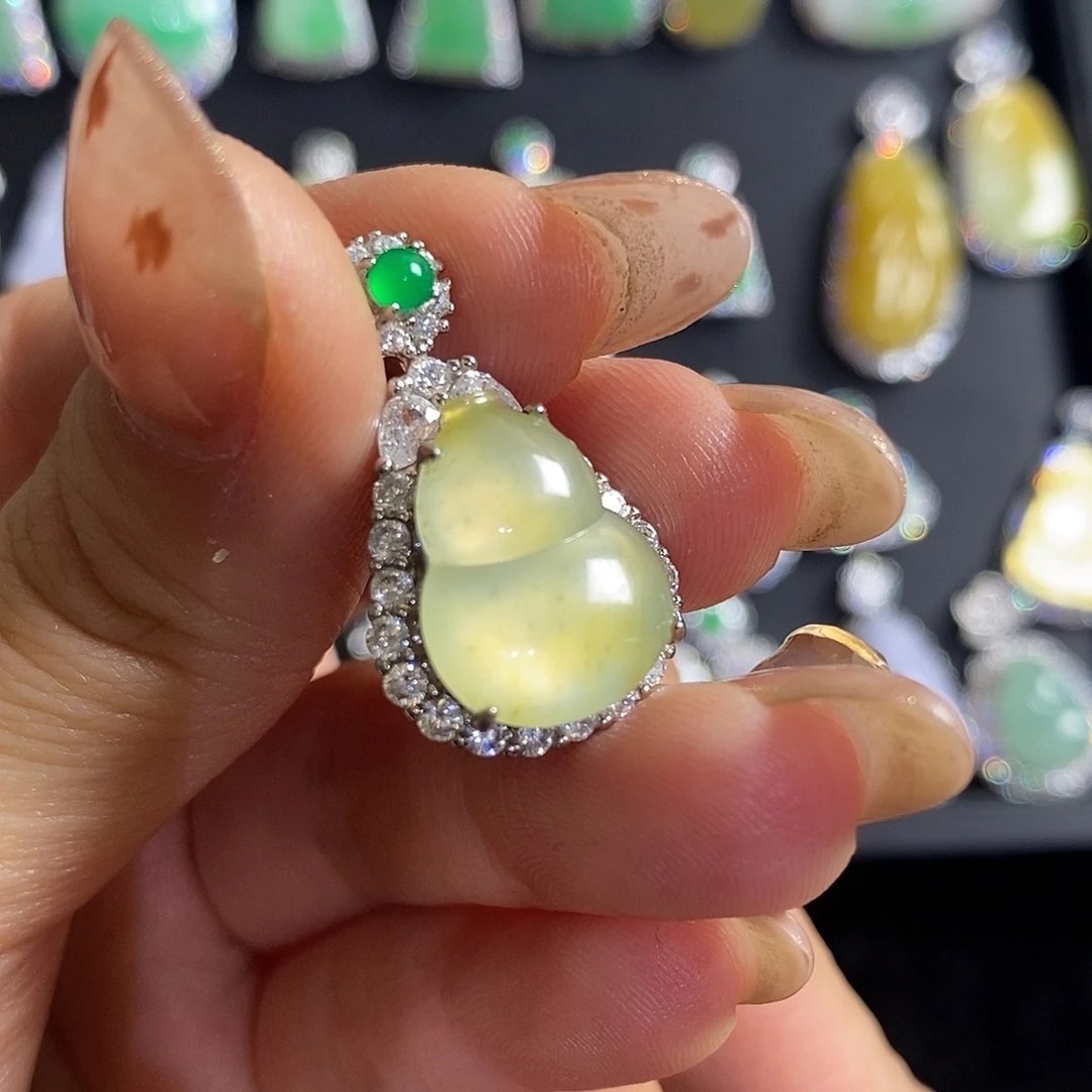 Y***室翡翠银S925镶嵌颈饰天然翡翠