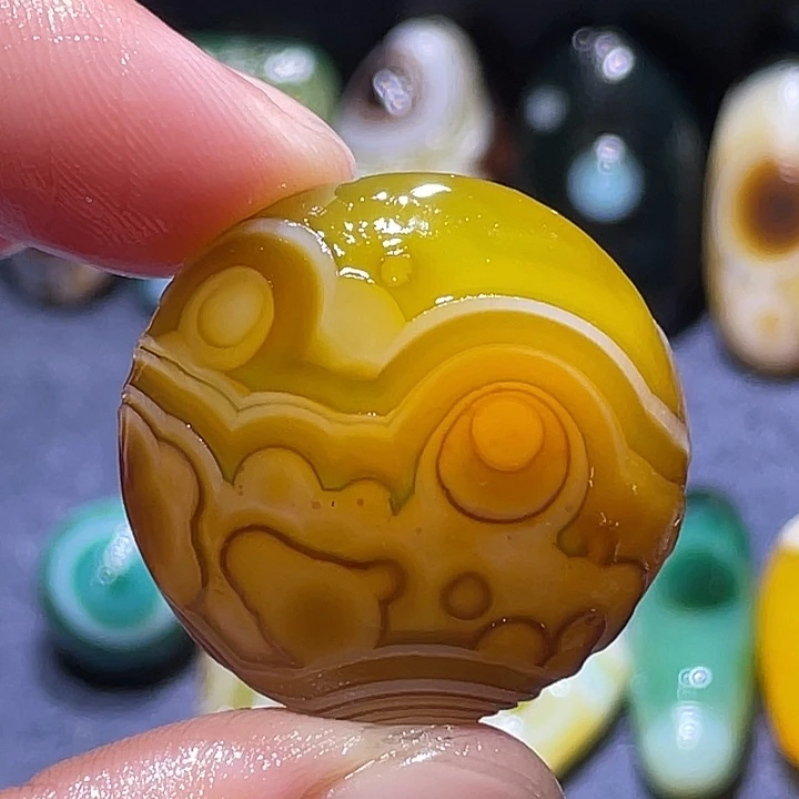 玛瑙/玉髓未镶嵌珠宝奇石