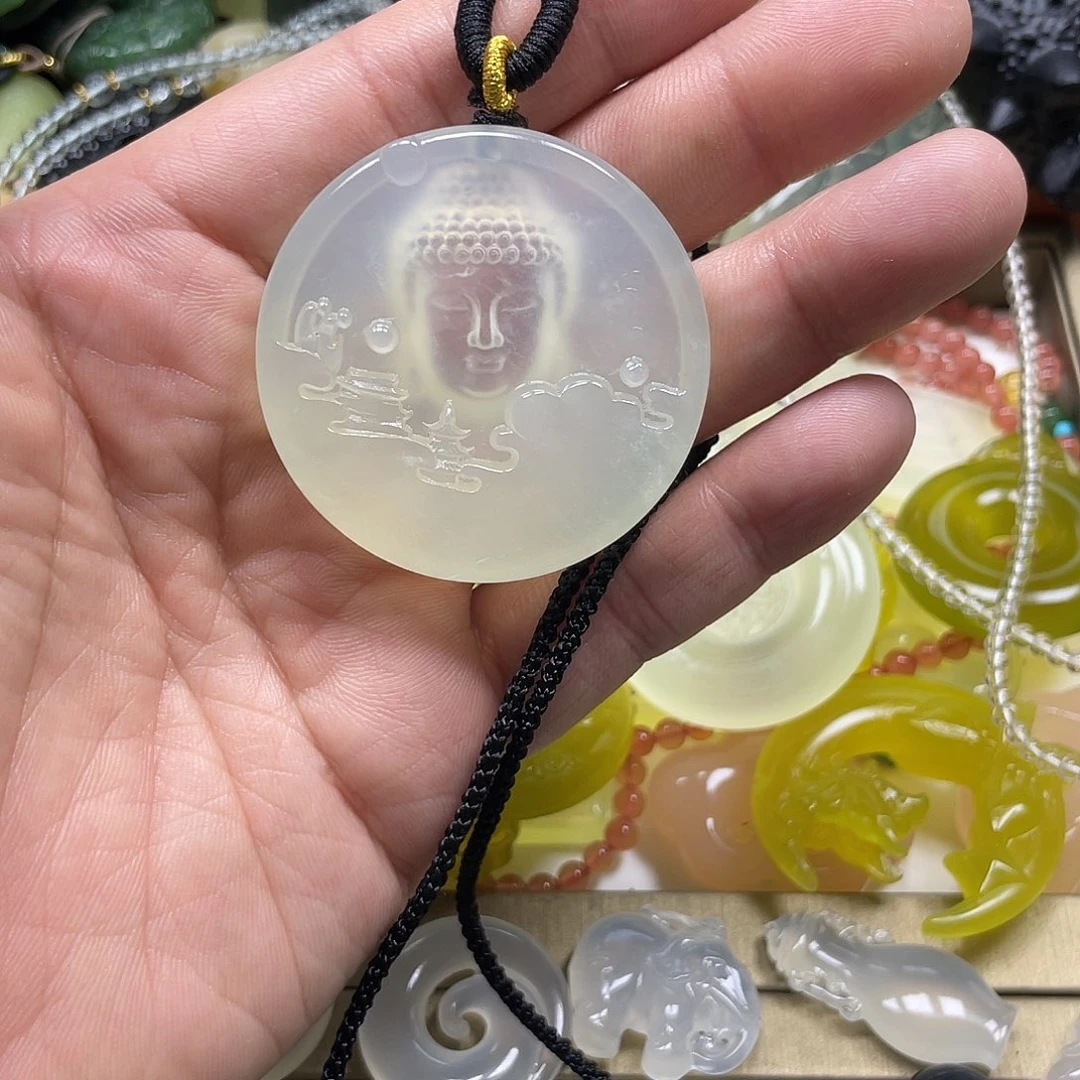 @***师蛇纹石玉未镶嵌颈饰