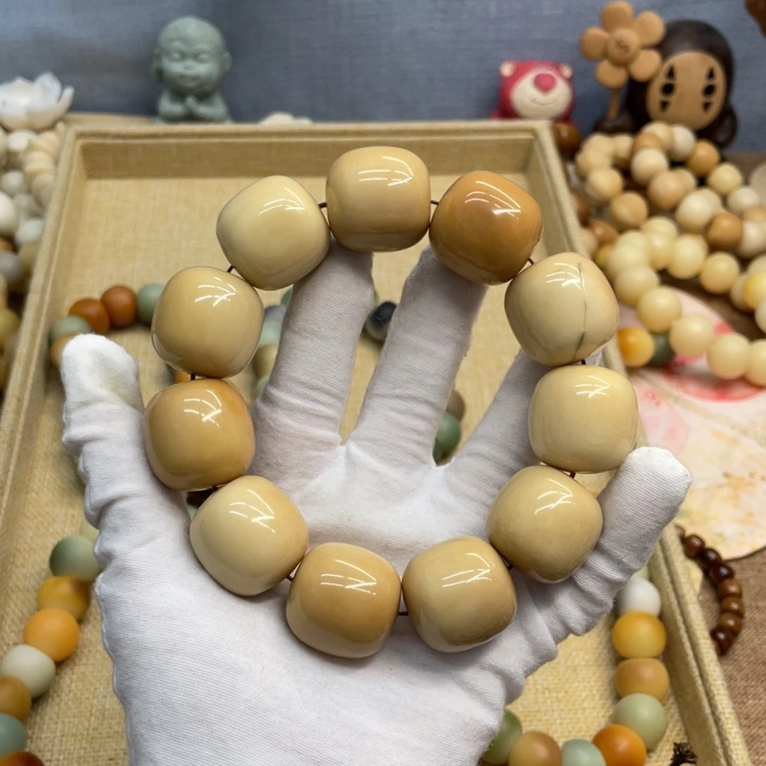 菩提根/象牙果吊坠24机抛大瑕疵牙果桶062