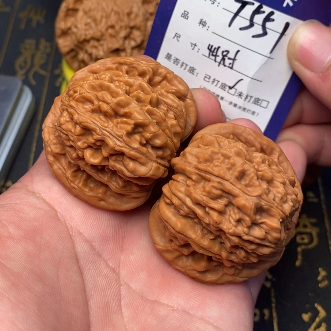 文玩核桃吊坠好果子