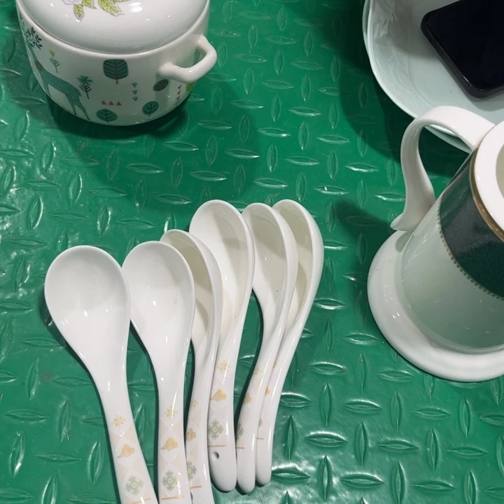 骨瓷小勺六个微瑕