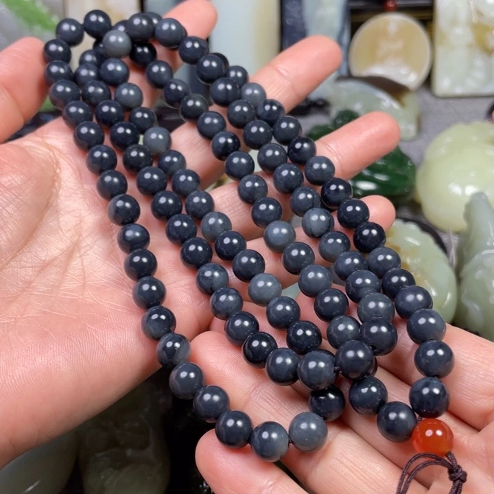 易***航和田玉未镶嵌挂件