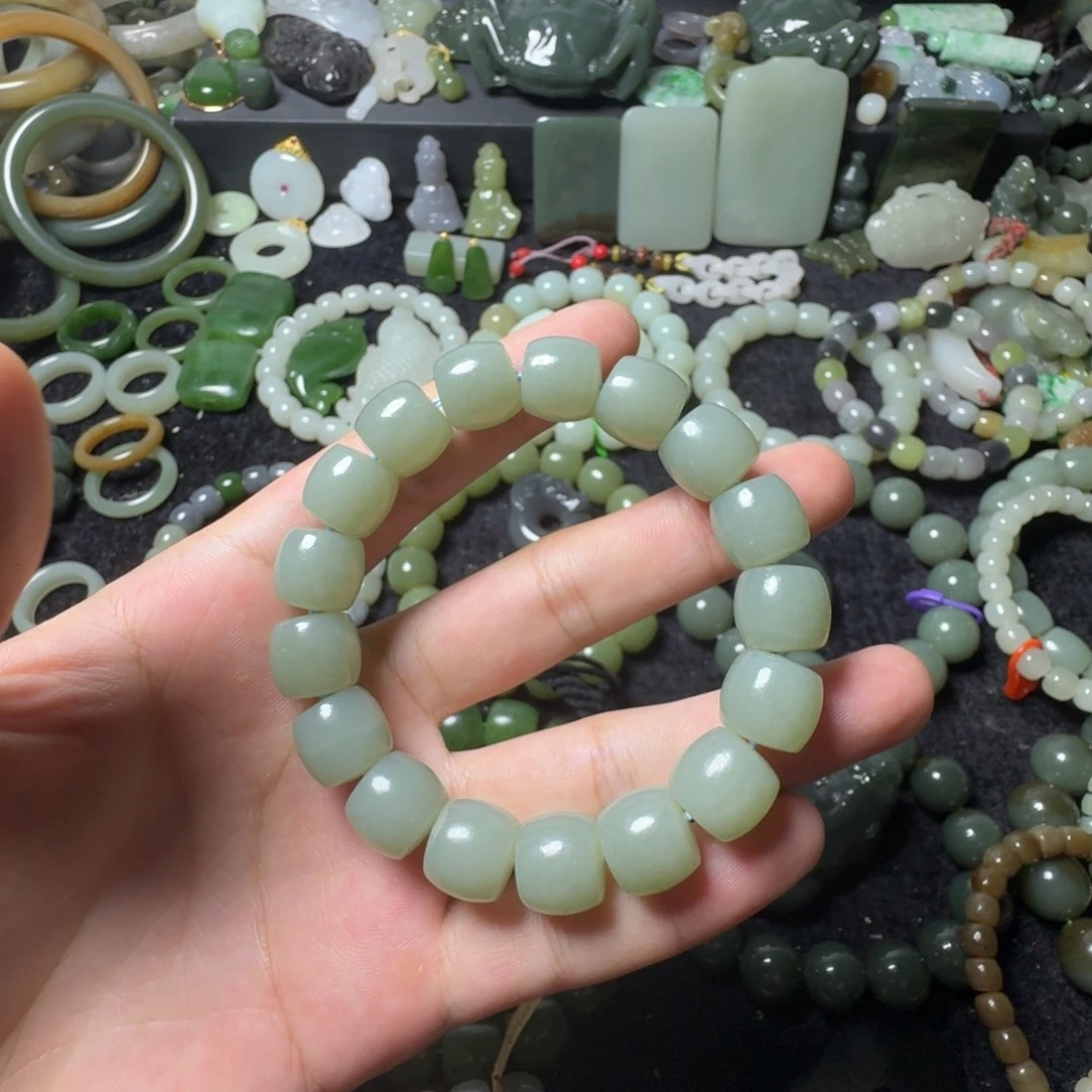 和田玉未镶嵌手串