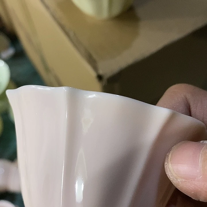 摆件陶红嘻嘻花边口杯