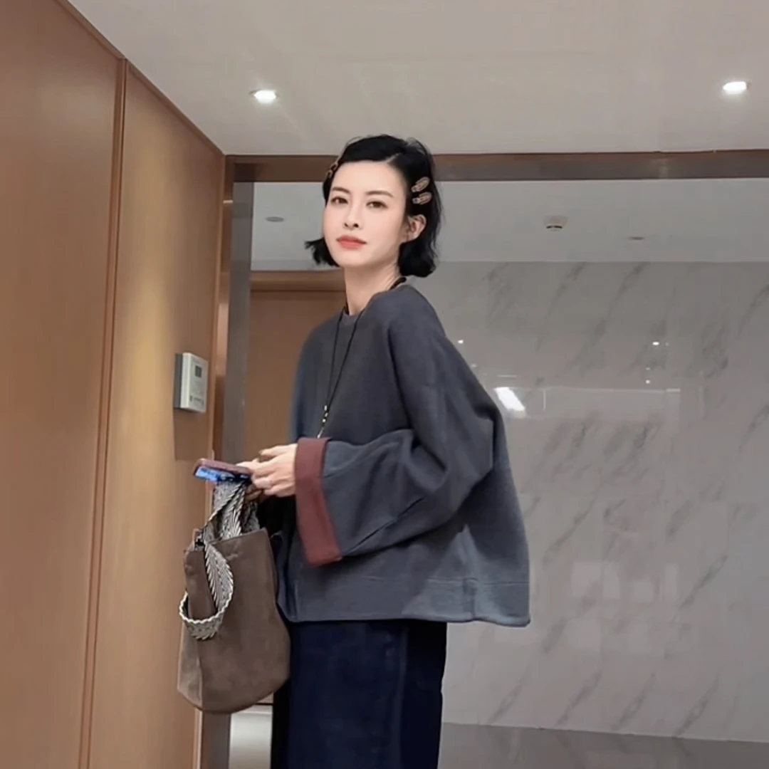【芬姐精选】春秋时尚圆领女套头常规款套头款秋季卫衣宽松