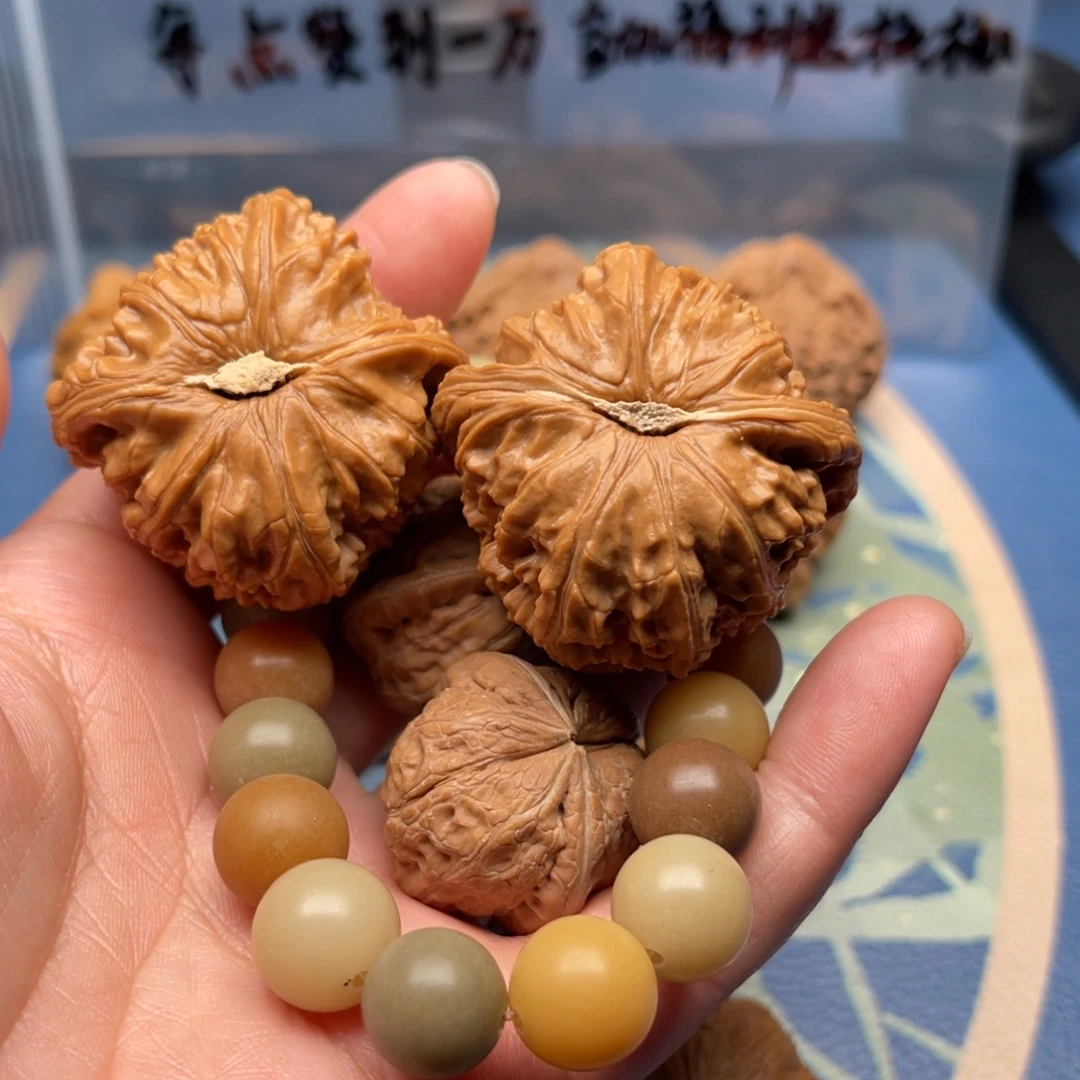 屿***文玩核桃吊坠福利核桃