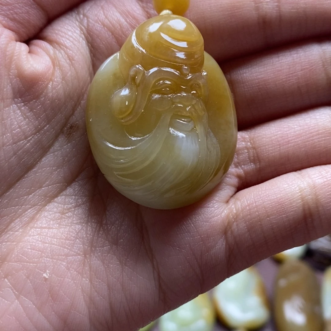 吊坠(不含链)未镶嵌和田玉（糖玉）