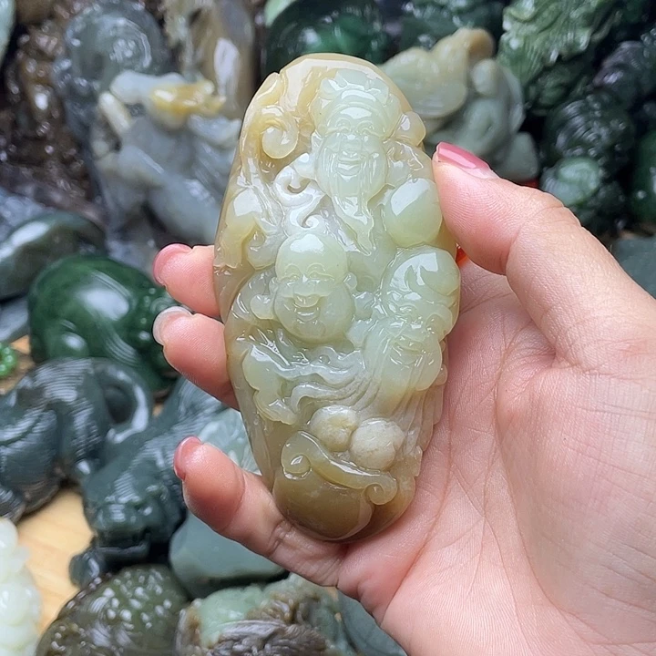 王***生未镶嵌和田玉挂件