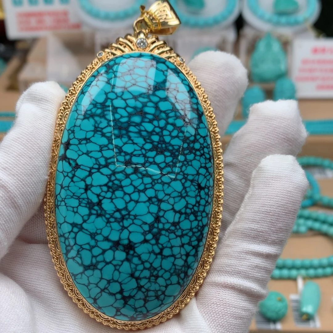 绿松石18K金镶嵌珠宝奇石