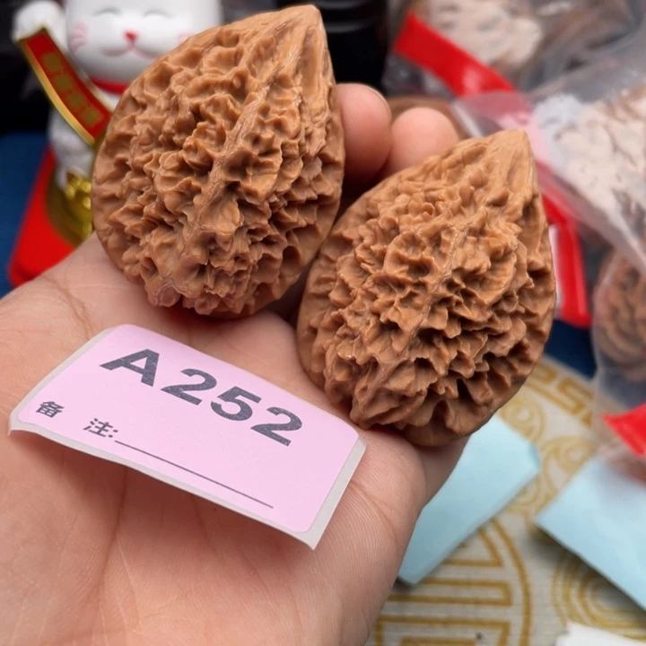 文玩核桃把件核桃