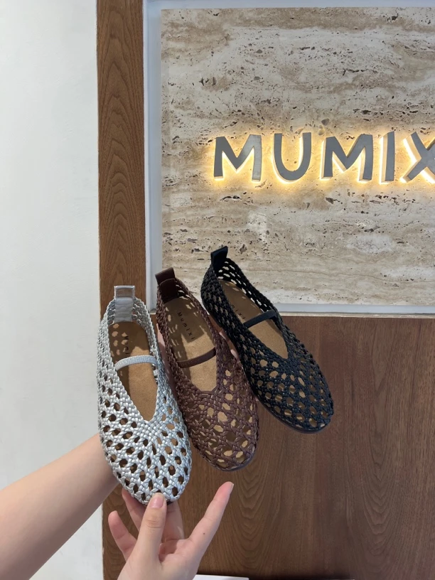 A686-1法式复古小众镂空编织舒适平底包头25年夏季外穿罗马凉鞋