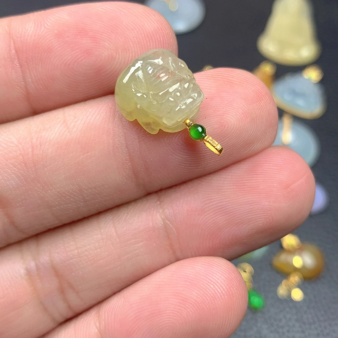 【闪购商品】颈饰18K金镶嵌翡翠翡翠