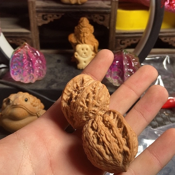 文玩核桃吊坠青***郭核桃