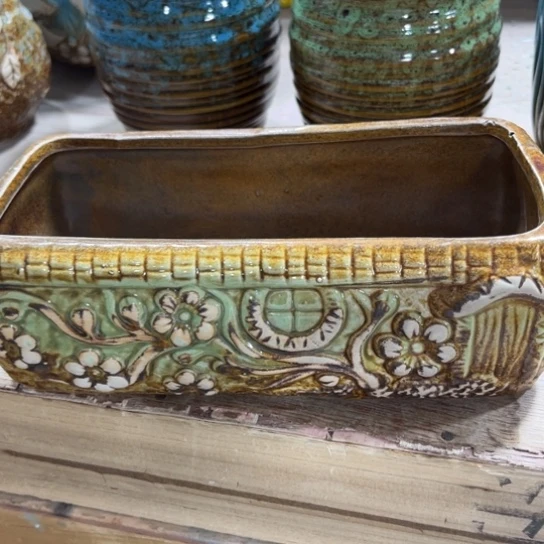 满9元包邮，口径问客服，水培在3号链接，没有托盘