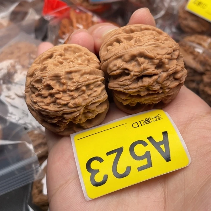 文玩核桃吊坠核桃