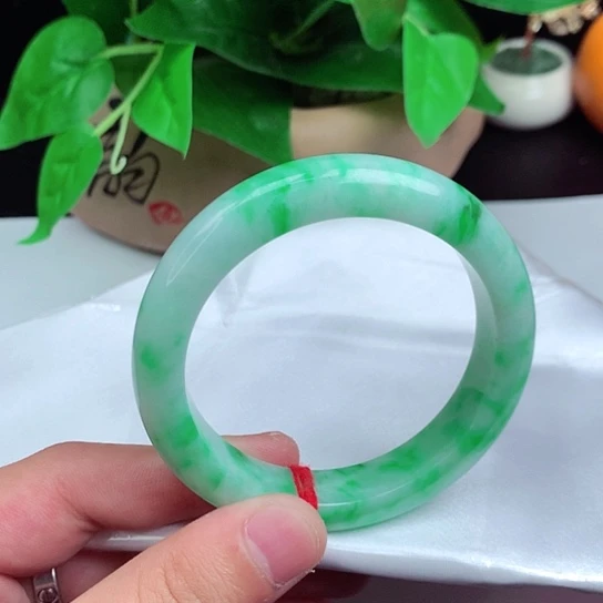 翡翠手镯未镶嵌正圈016