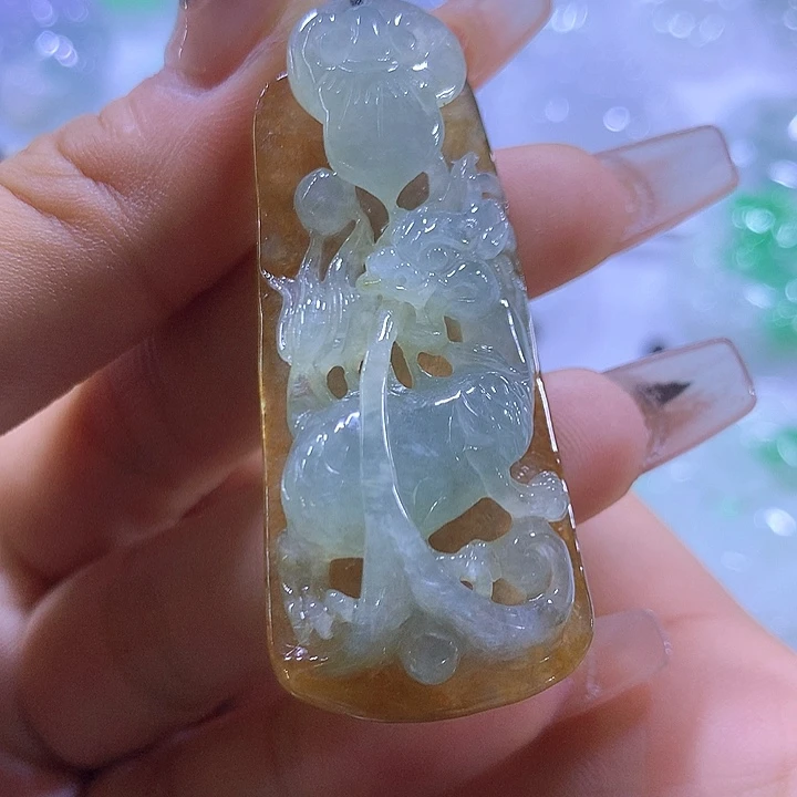 颈饰未镶嵌翡翠天然翡翠A货吊坠