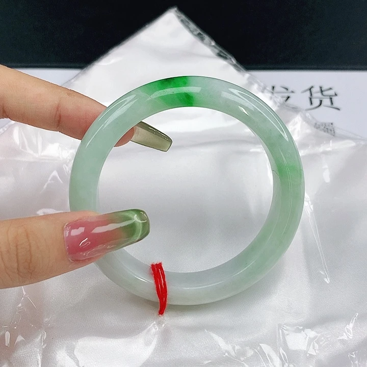 翡翠未镶嵌手镯圈56，18043