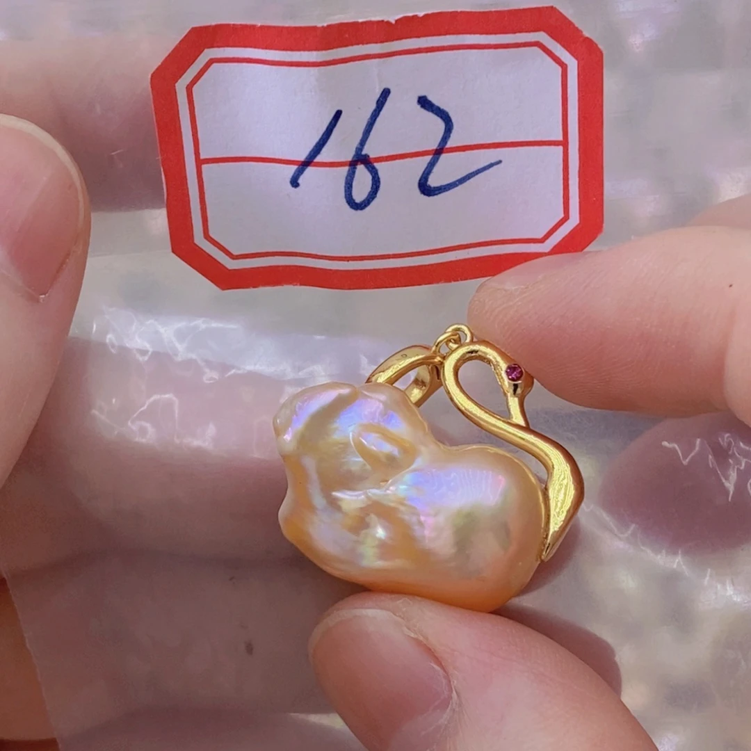 颈饰银S925镶嵌淡水珍珠