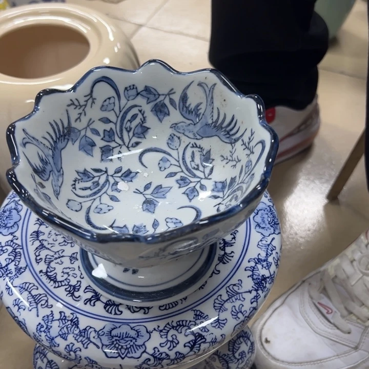 瓷片微瑕。。。。。。。。。。。。